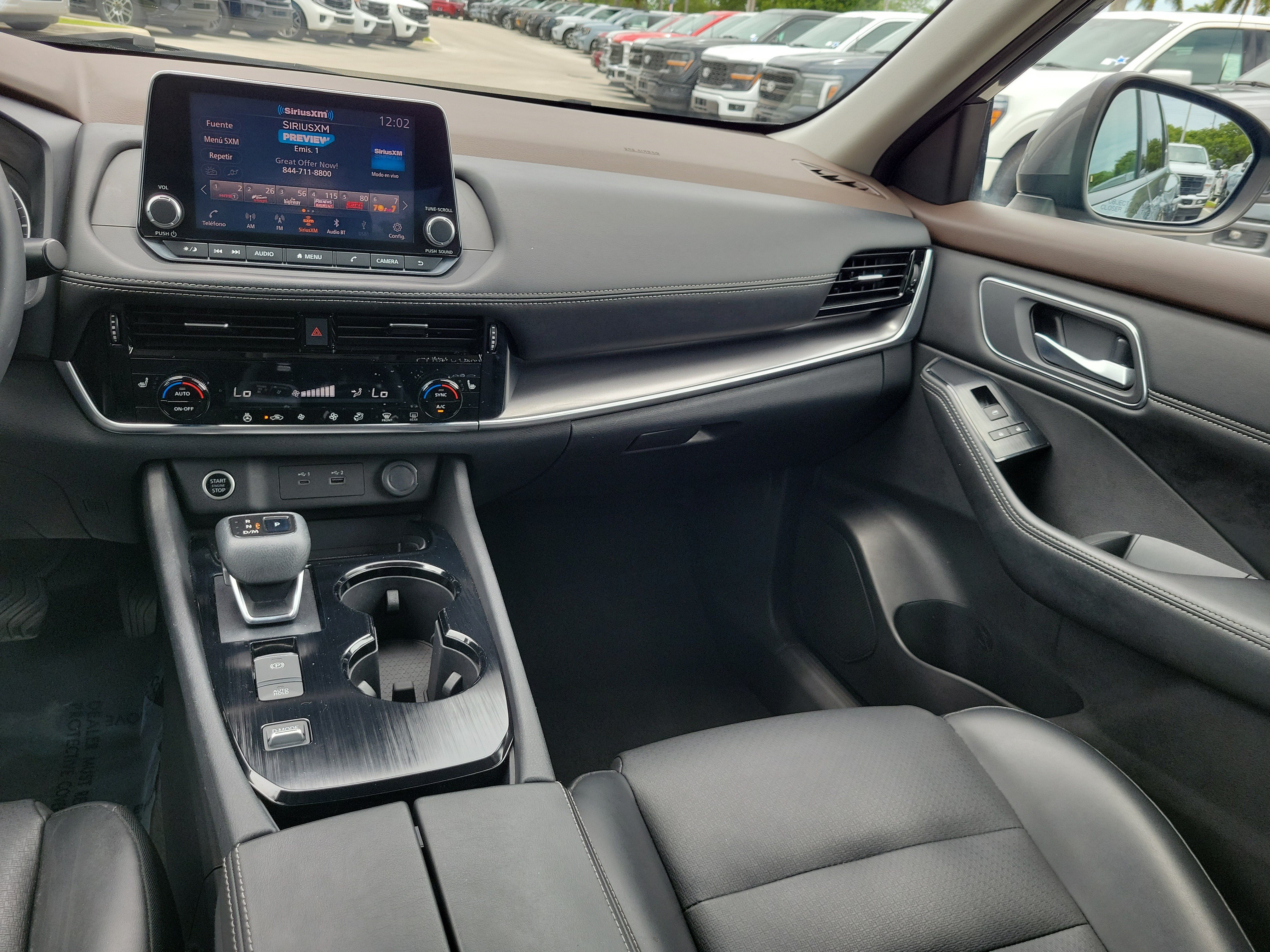 Used 2021 Nissan Rogue SV w/ Premium Package FWD image 18