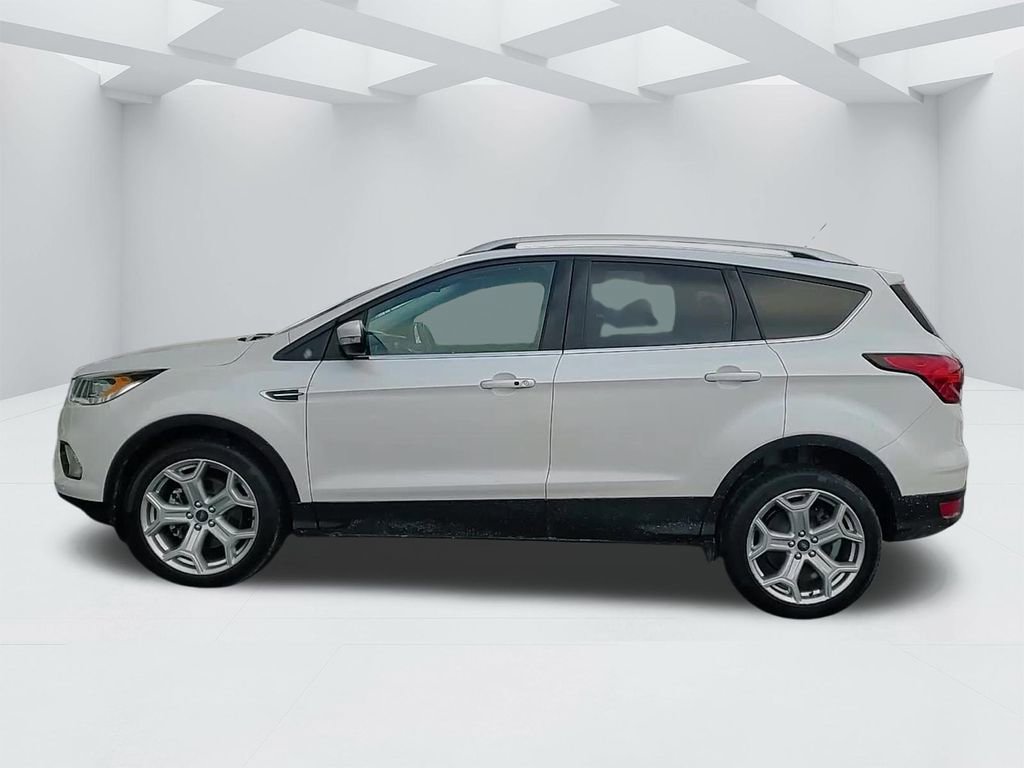 Used 2019 Ford Escape Titanium image 8