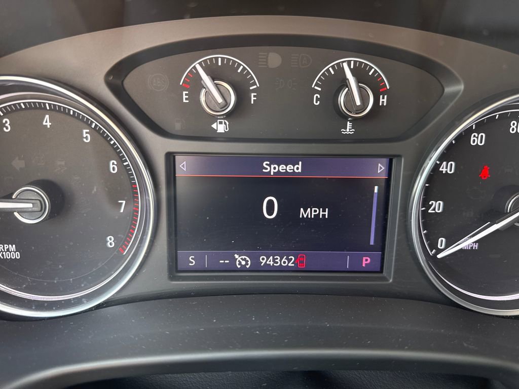 Used 2021 Buick Enclave Essence image 19