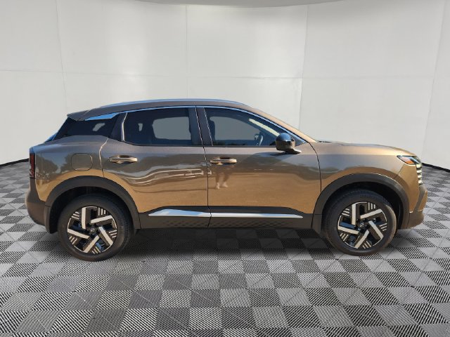 New 2027 Nissan Kicks SV FWD image 4