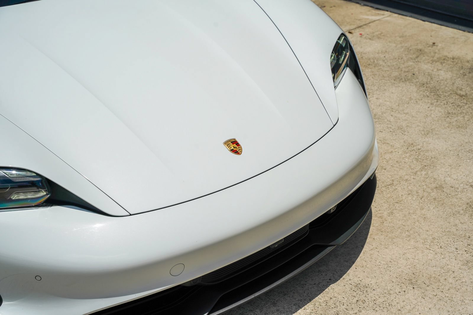 Used 2022 Porsche Taycan 4S AWD/4WD image 5