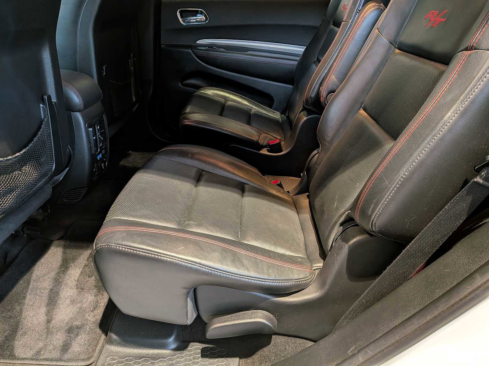 Used 2015 Dodge Durango R/T w/ Technology Group AWD/4WD image 16