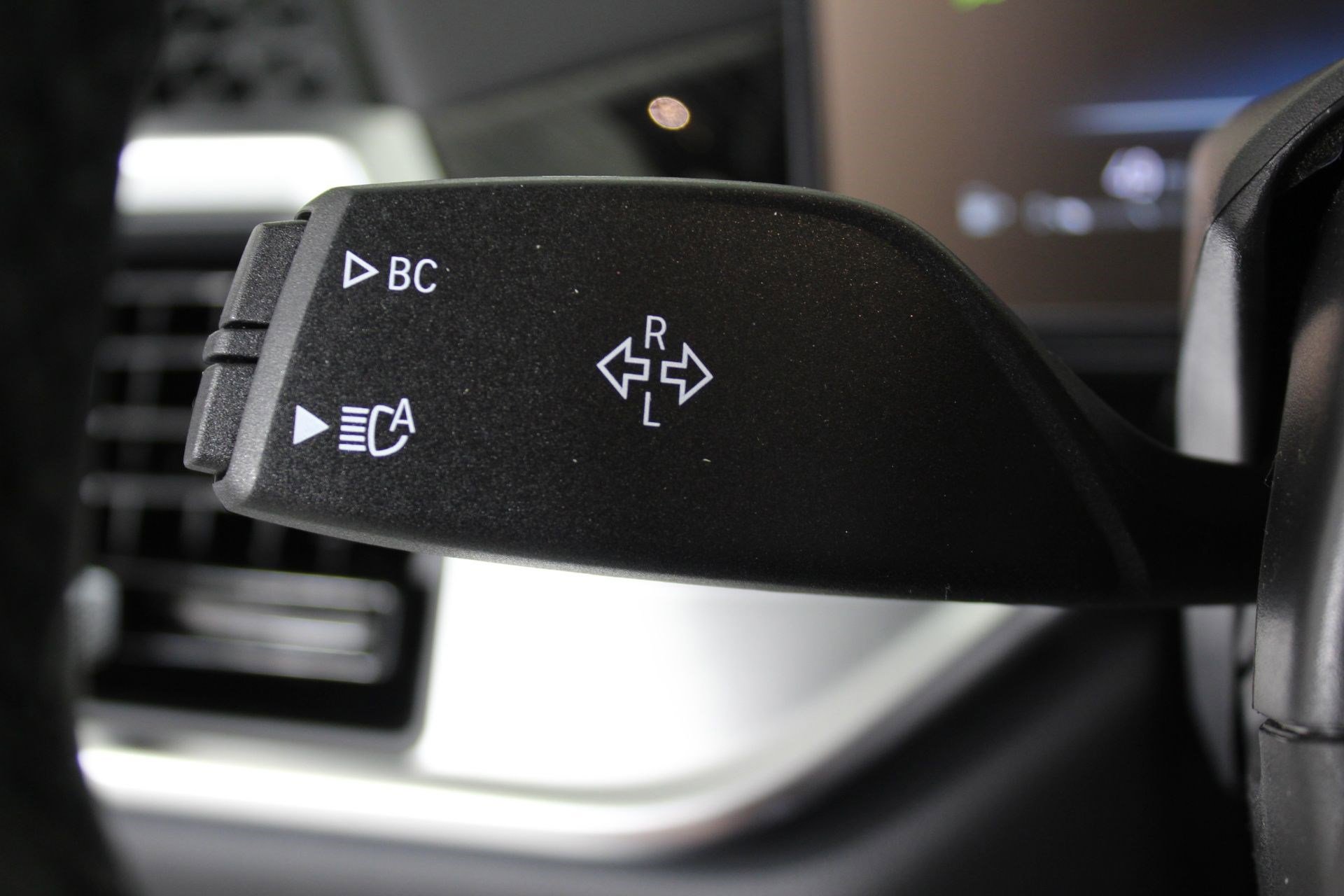 New 2026 BMW X5 sDrive40i RWD image 30