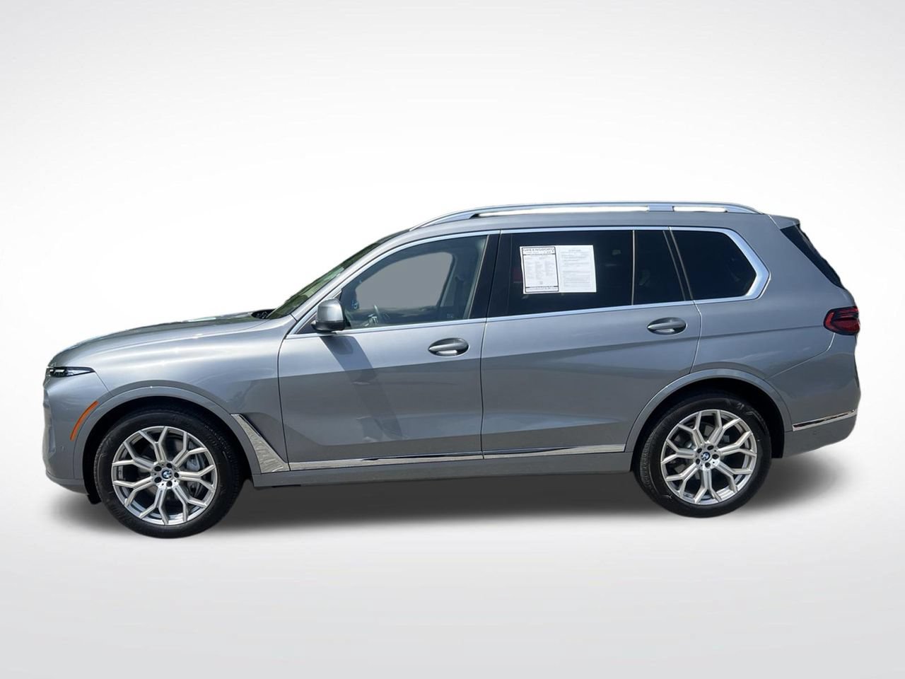 Used 2023 BMW X7 xDrive40i w/ Parking Assistance Package AWD/4WD image 2