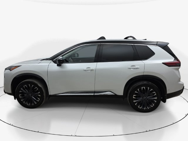 Used 2026 Nissan Rogue Platinum w/ Platinum Premium Package AWD/4WD image 9
