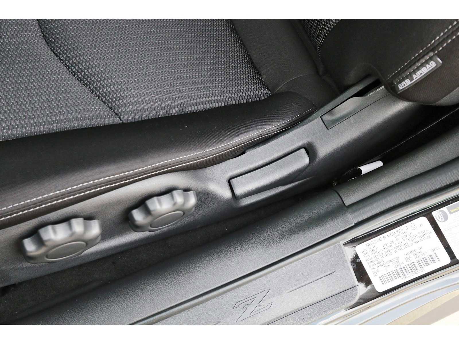 Used 2025 Nissan Z Sport w/ Floor Mat Package image 20