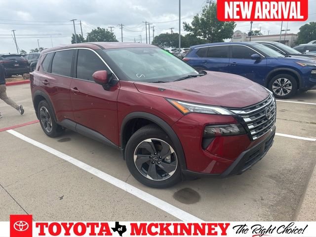 Used 2025 Nissan Rogue SV image 1