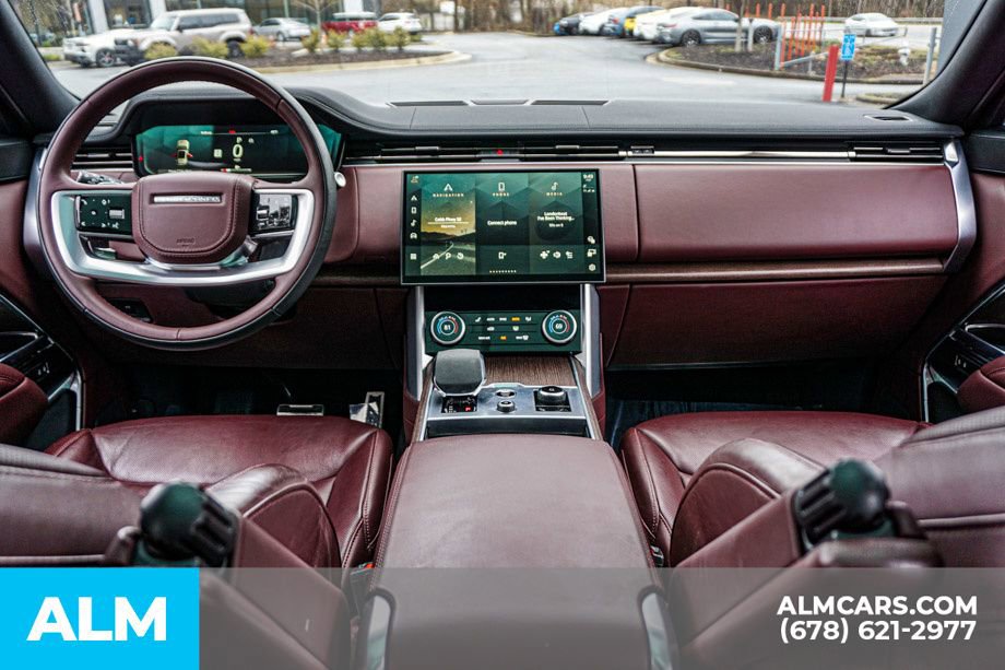 Used 2023 Land Rover Range Rover SE image 24