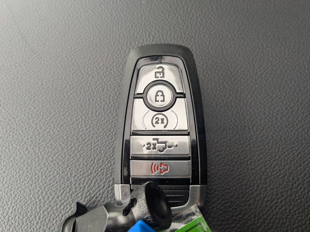 New 2025 Ford F250 Lariat w/ Lariat Ultimate Package image 32