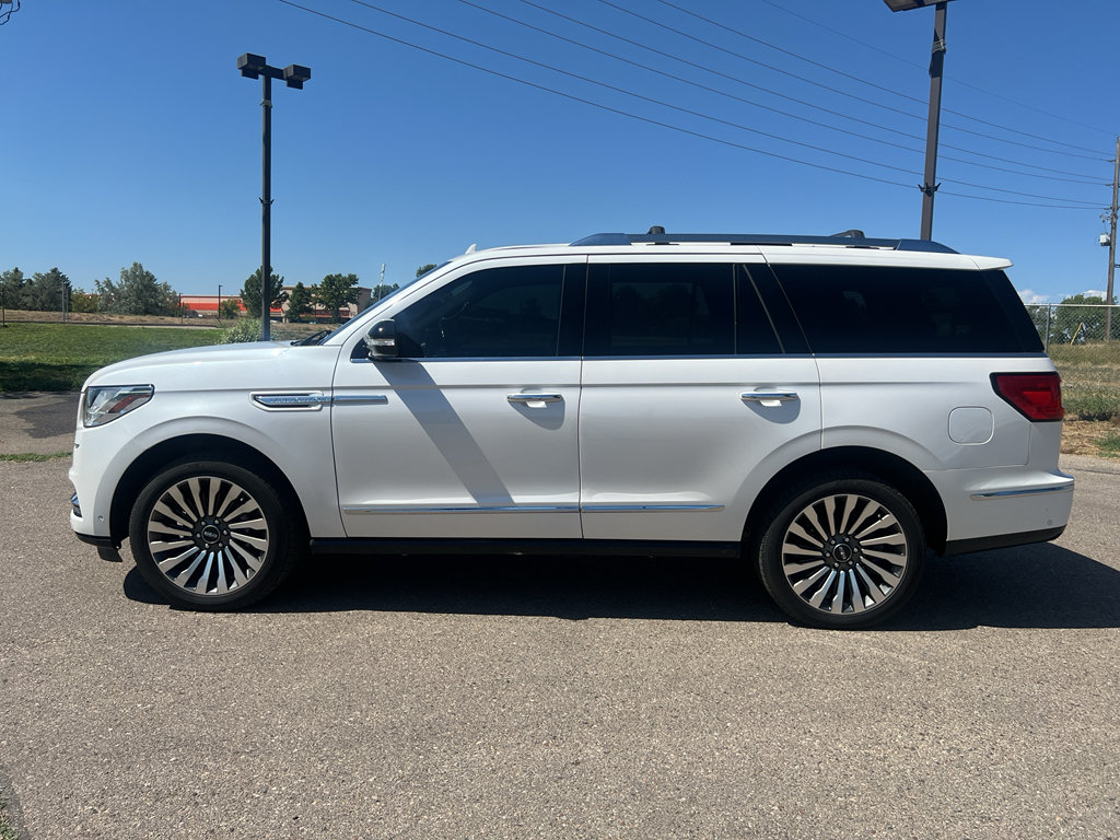 Used 2019 Lincoln Navigator Reserve w/ Cargo Package AWD/4WD image 22