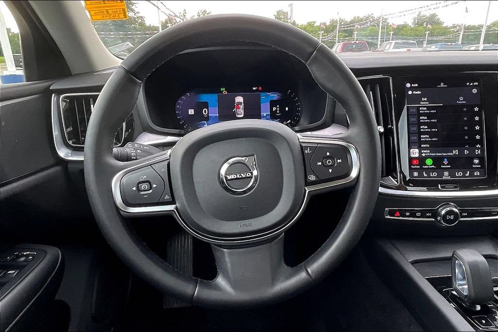 Used 2024 Volvo S60 B5 Core AWD/4WD image 7