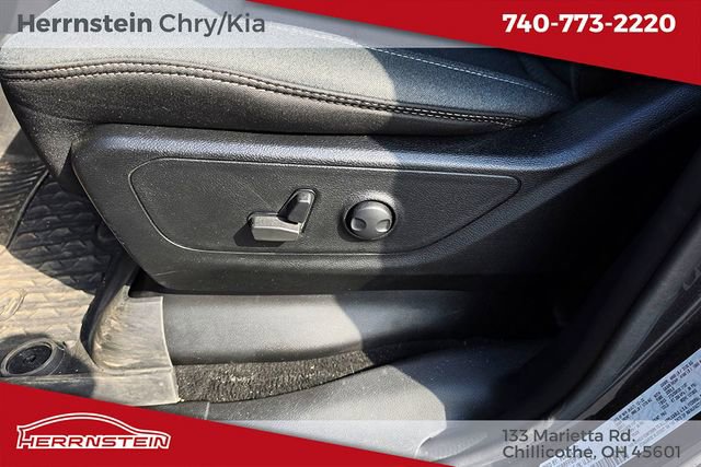 Used 2023 RAM 1500 Big Horn AWD/4WD image 16