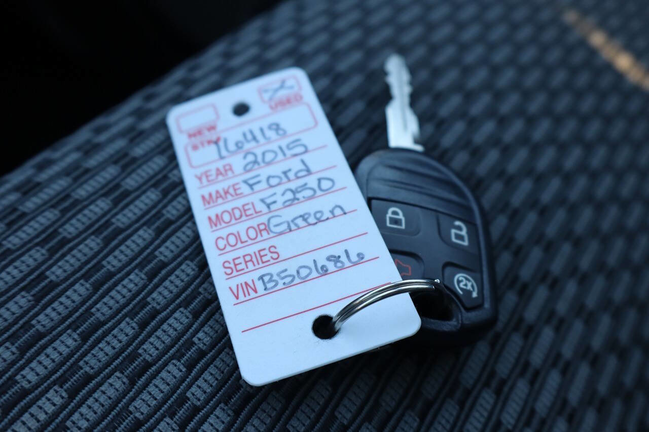 Used 2015 Ford F250 XLT w/ XLT Premium Package image 33