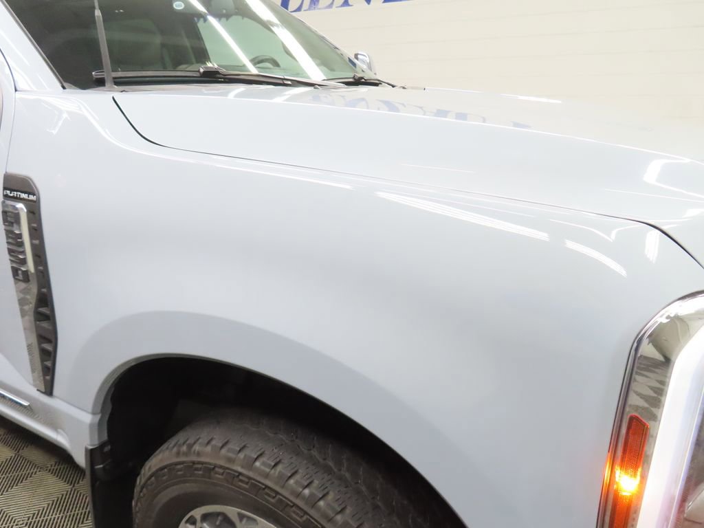 Used 2025 Ford F350 Platinum w/ Platinum Plus Package AWD/4WD image 35