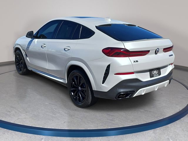 Used 2022 BMW X6 M50i w/ Executive Package image 8