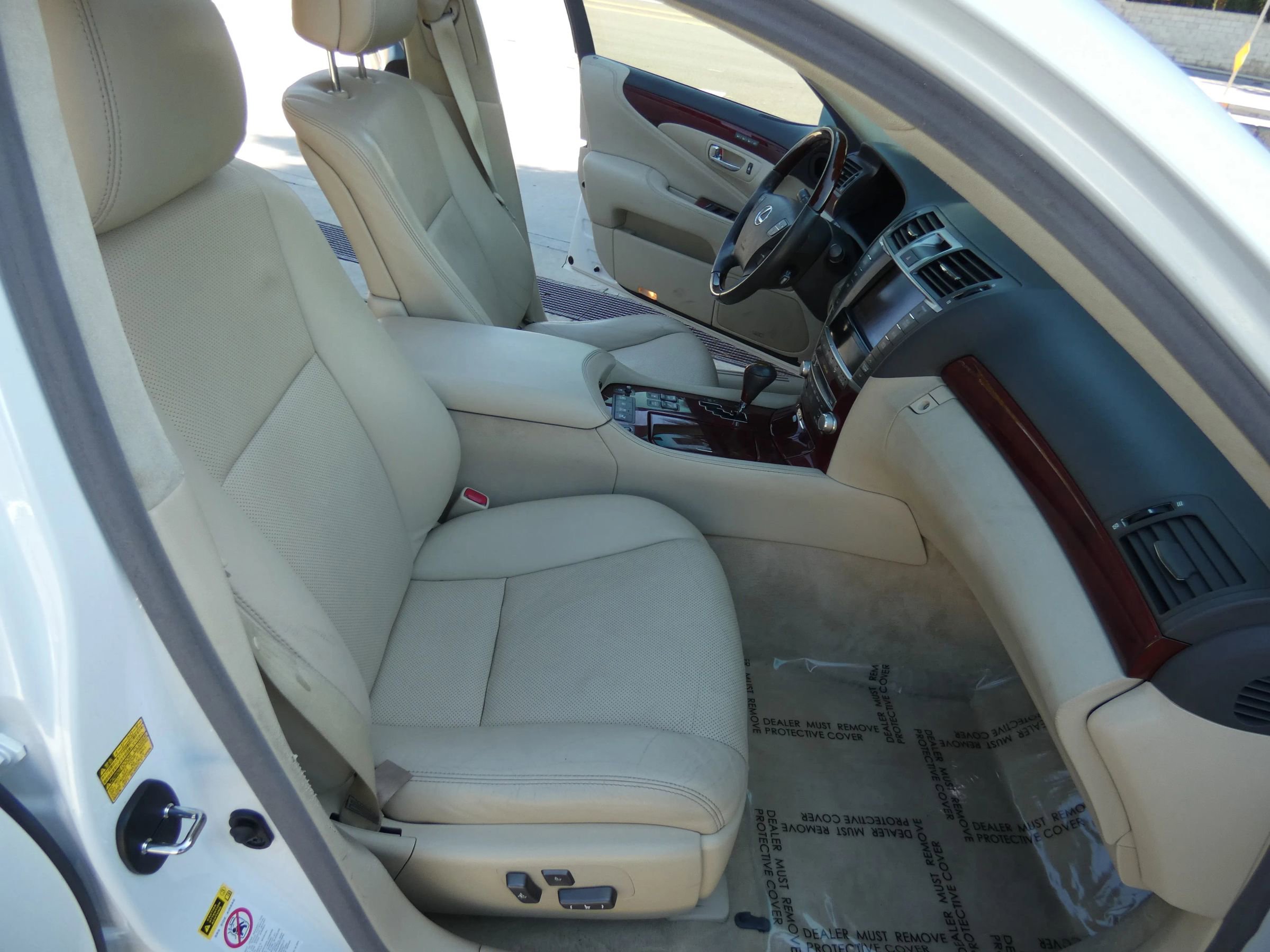 Used 2010 Lexus LS 460 L image 24