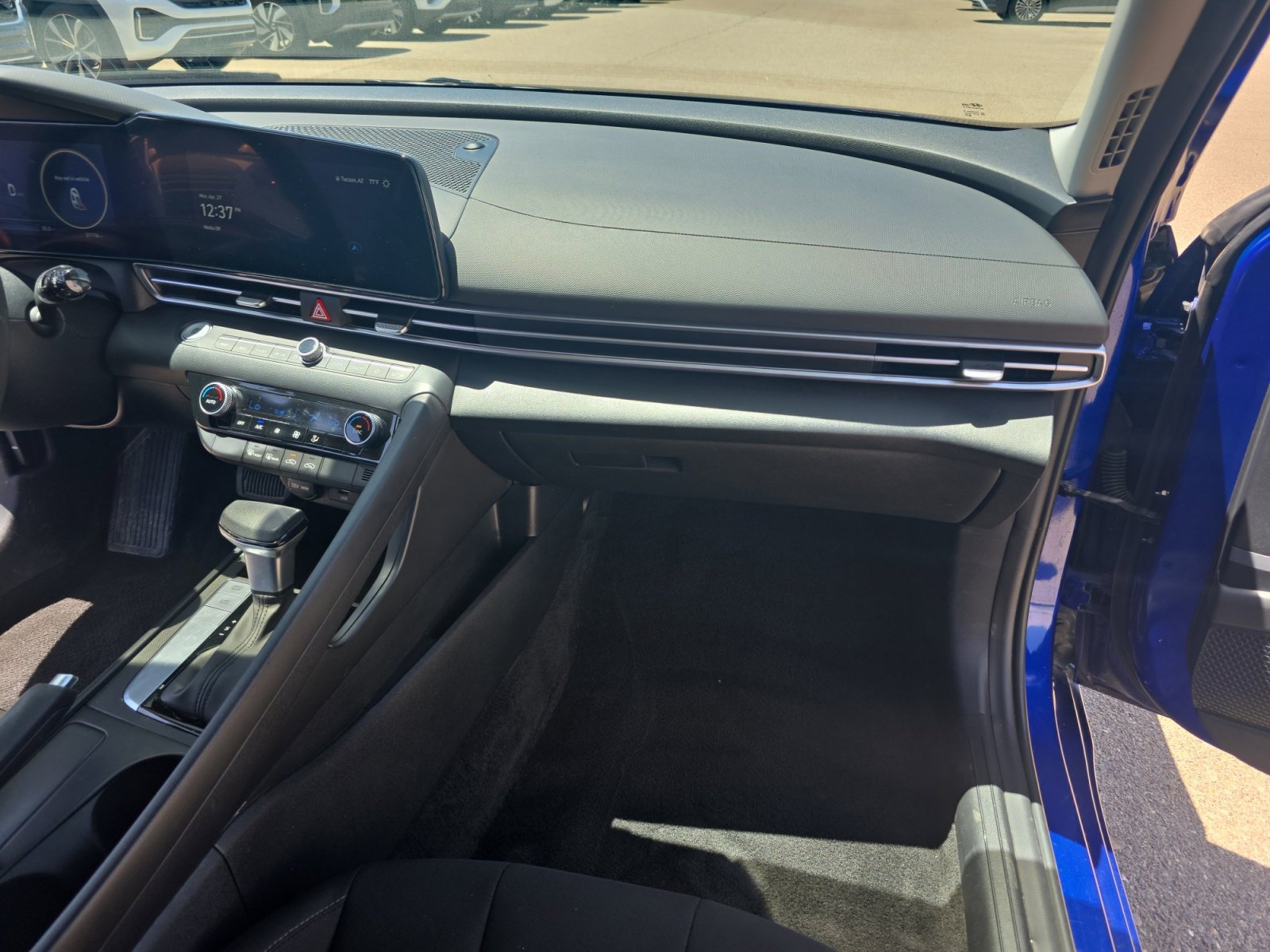 Used 2024 Hyundai Elantra SEL FWD image 20