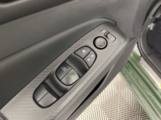 New 2026 Nissan Altima 2.5 SR w/ SR Midnight Edition Package FWD image 31