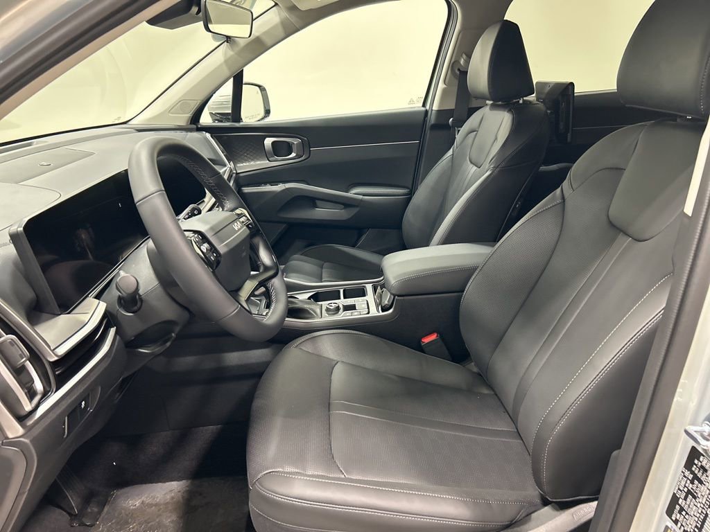 New 2026 Kia Sorento S image 9