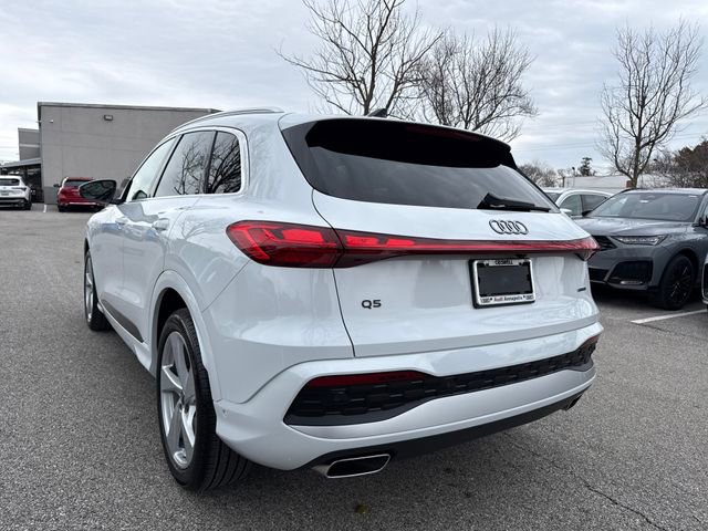 Certified 2025 Audi Q5 Prestige image 3
