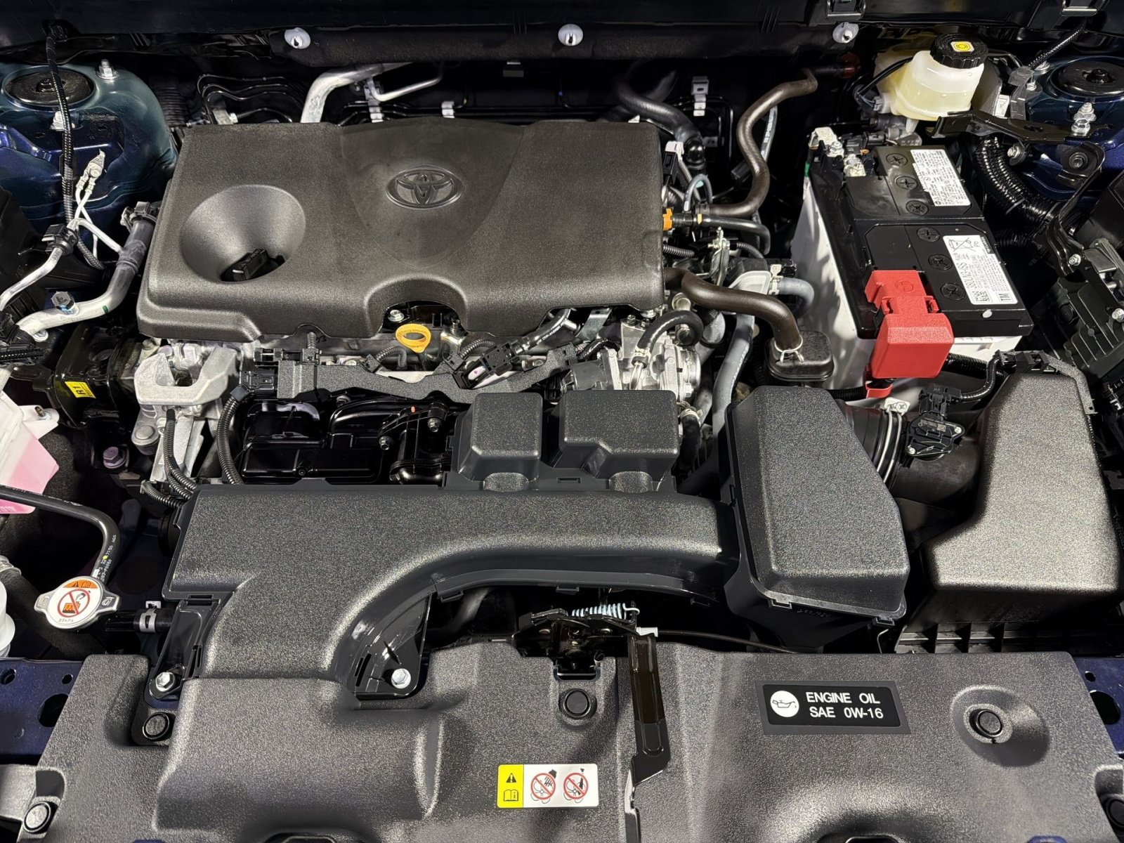 Used 2025 Toyota RAV4 XLE w/ Convenience Package AWD/4WD image 30