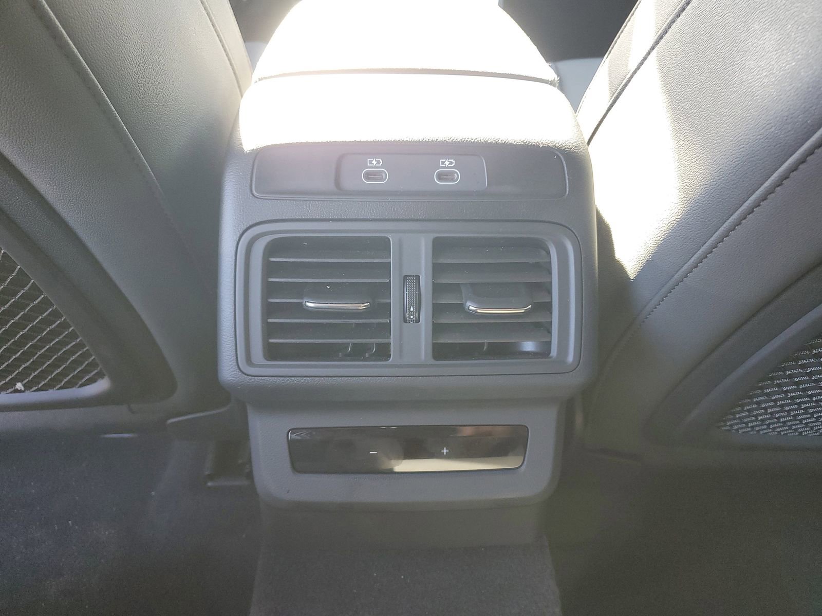 Used 2025 Audi Q5 Premium w/ Convenience Package image 13