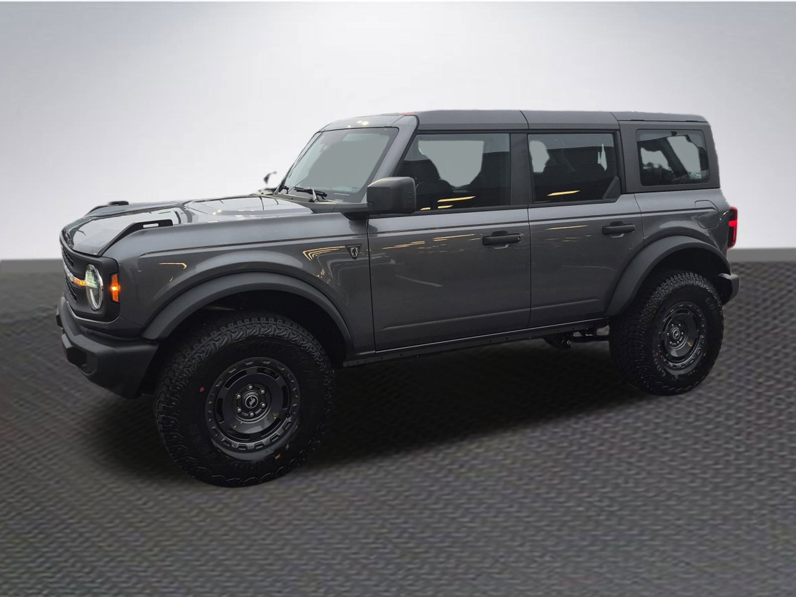 New 2025 Ford Bronco 4-Door w/ Sasquatch Package image 2