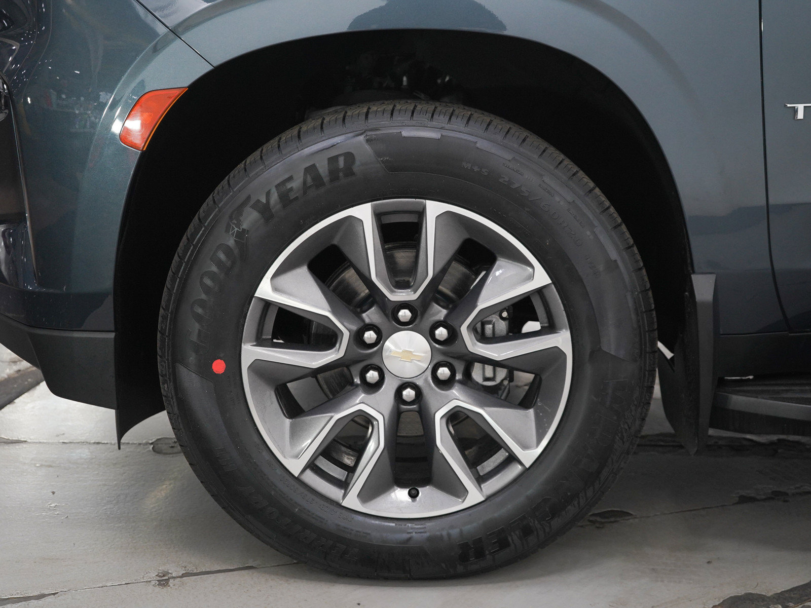 Used 2021 Chevrolet Tahoe LT w/ LT Signature Package AWD/4WD image 30