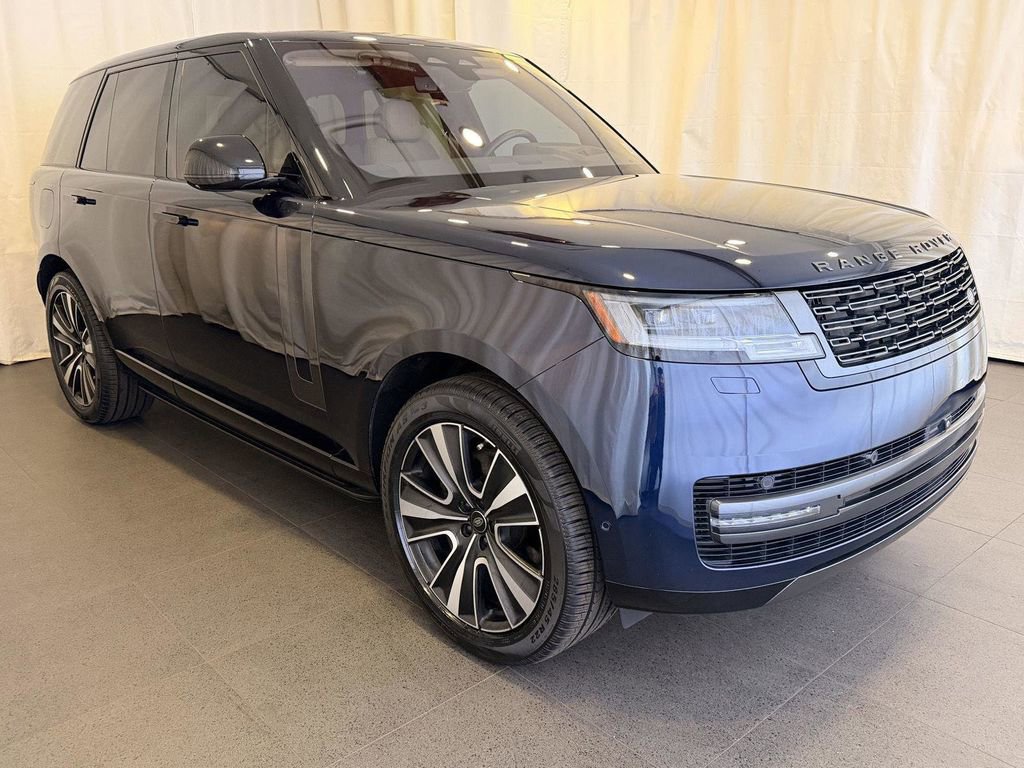 Used 2023 Land Rover Range Rover SE AWD/4WD image 7