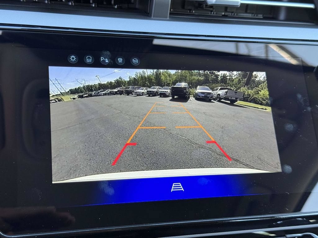 New 2027 Chevrolet Bolt LT FWD image 5