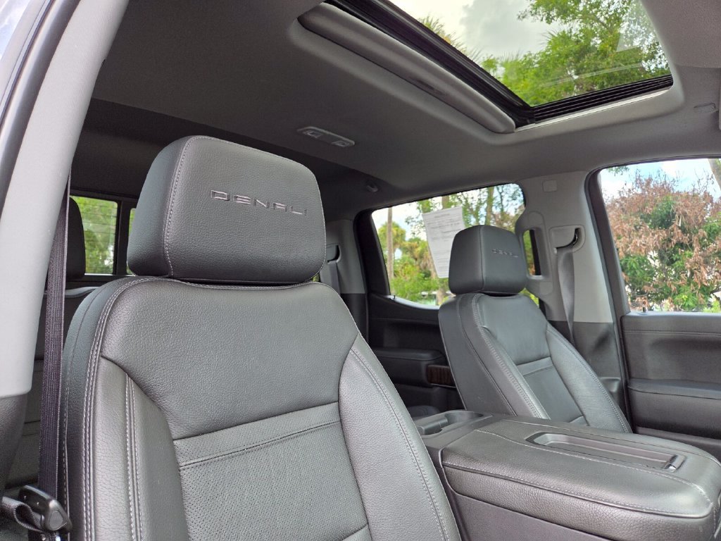 Used 2021 GMC Sierra 1500 Denali w/ Denali Ultimate Package AWD/4WD image 16