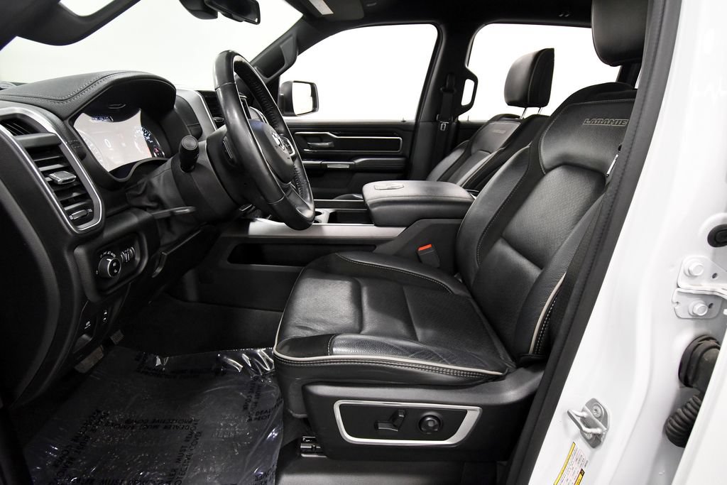 Used 2020 RAM 1500 Laramie w/ Sport Appearance Package AWD/4WD image 14