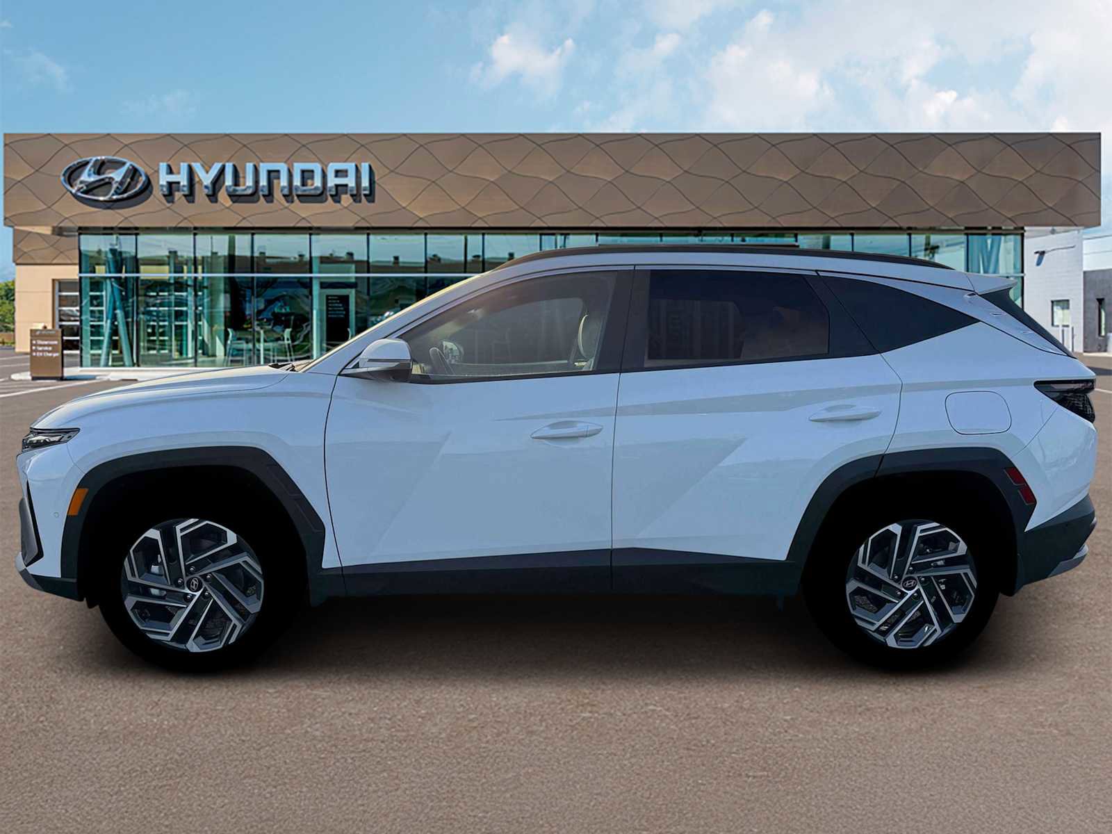 New 2026 Hyundai Tucson Limited AWD/4WD image 3