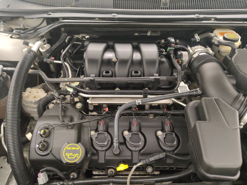 Used 2016 Ford Taurus Limited image 30