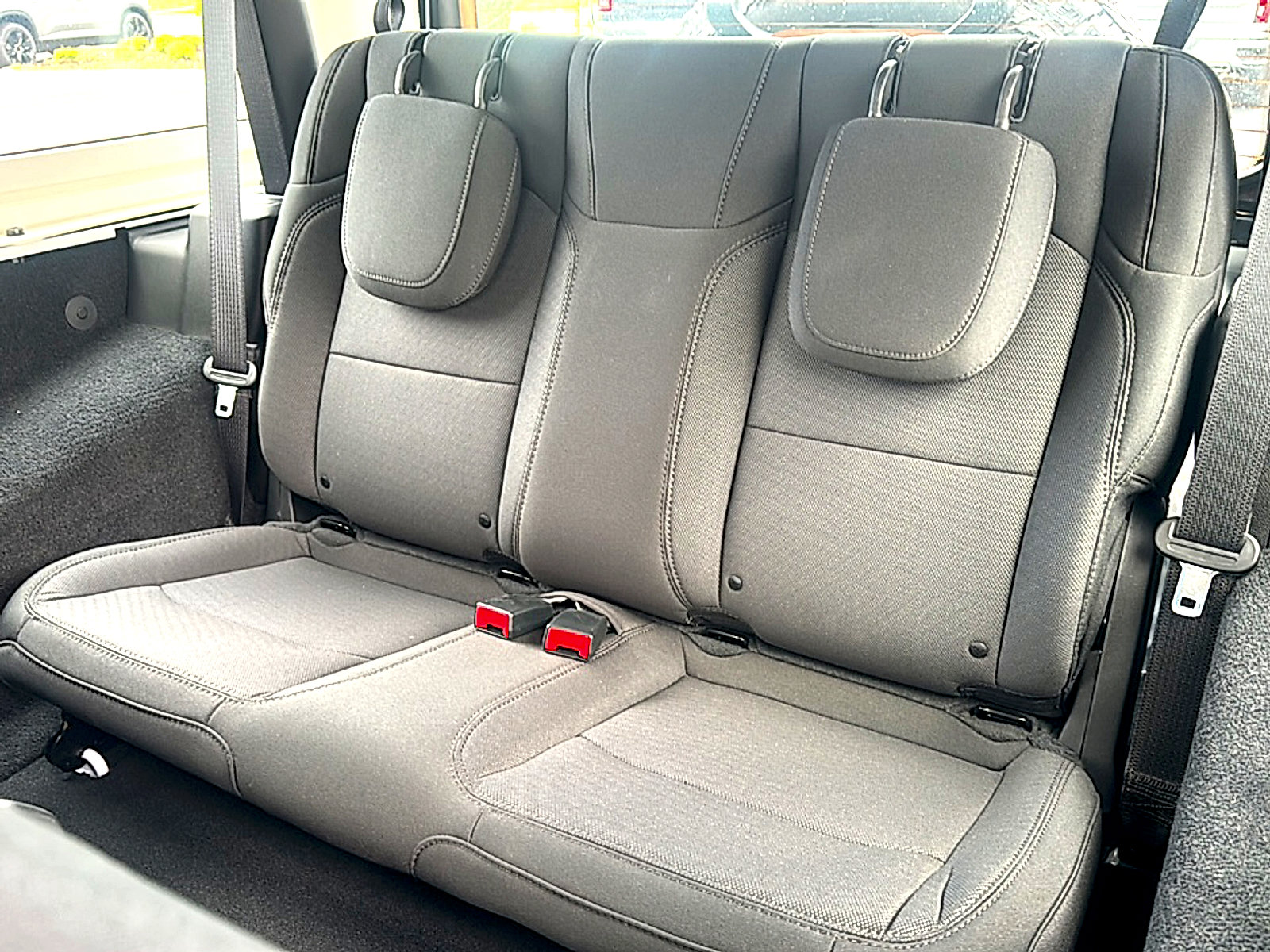 Used 2022 Jeep Wrangler Sport image 16