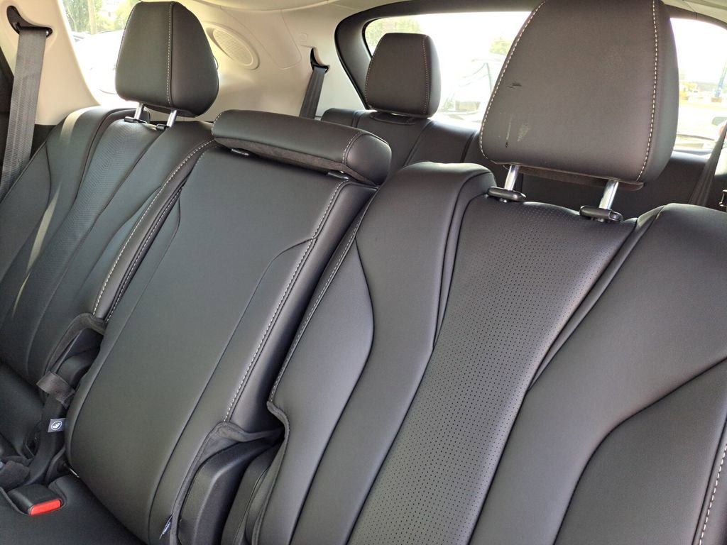 New 2026 Acura MDX w/ Technology Package image 25