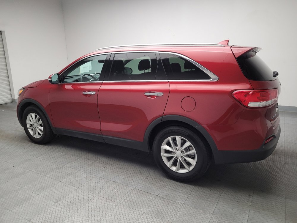 Used 2017 Kia Sorento LX w/ LX V6 Convenience Package FWD image 3