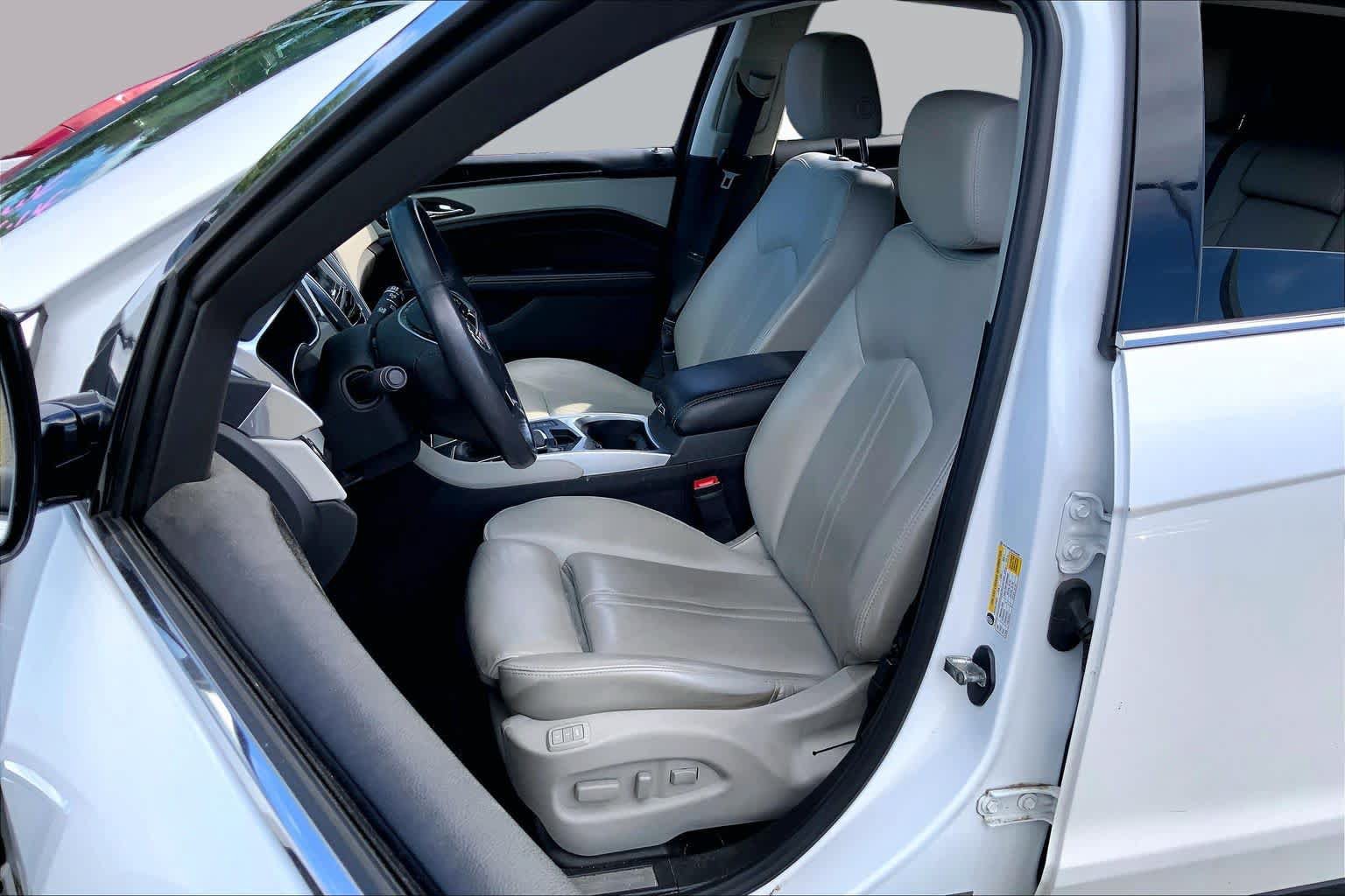 Used 2014 Cadillac SRX Luxury FWD image 8
