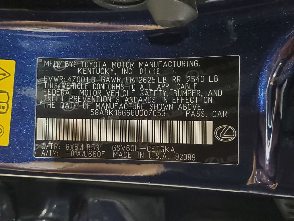 Used 2016 Lexus ES 350 w/ Luxury Package w/Wood Trim image 42