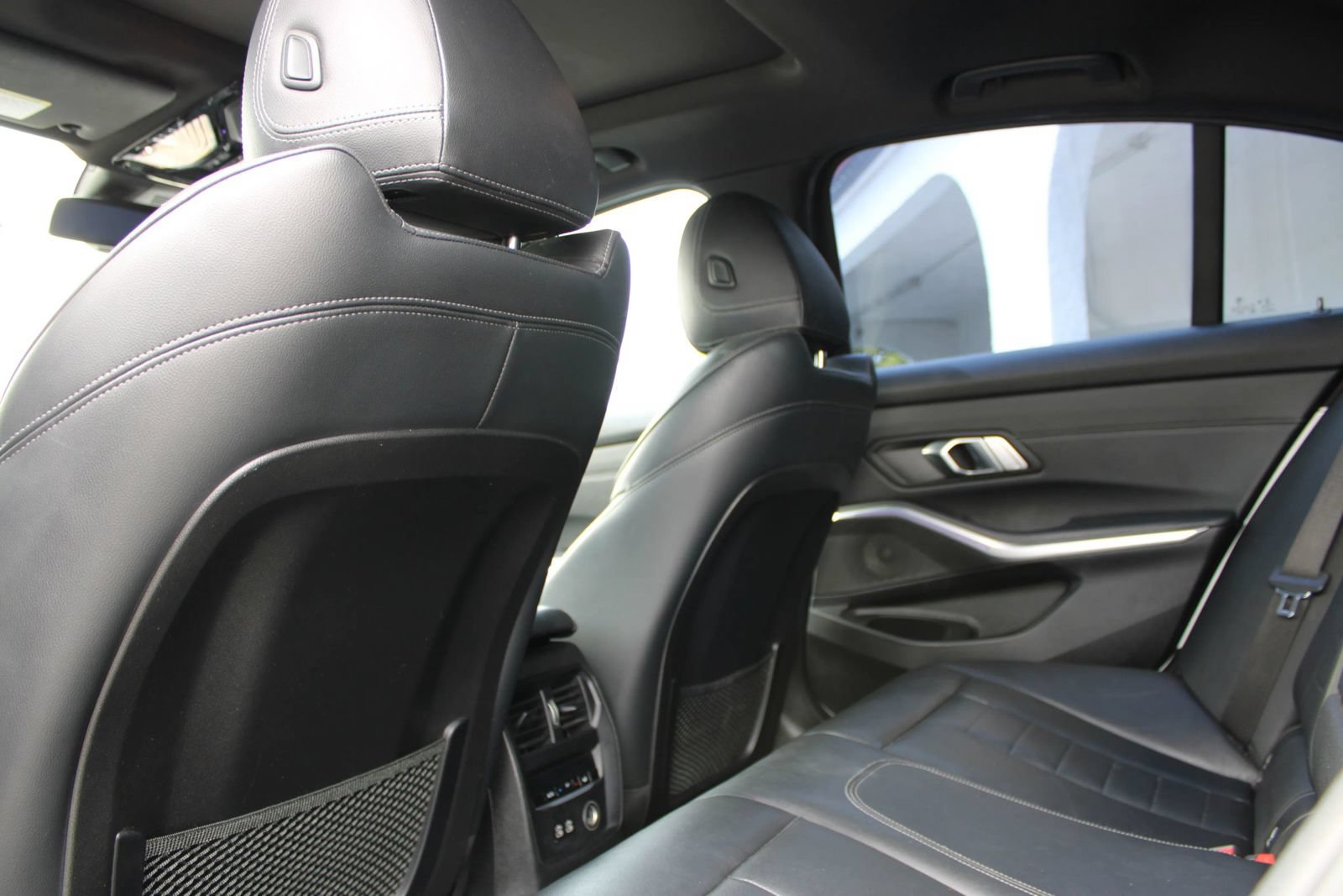 Used 2019 BMW 330i Sedan w/ Driving Assistance Package RWD image 7