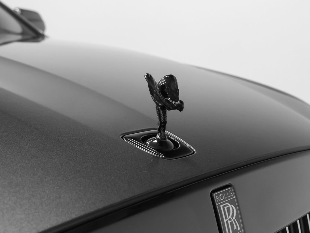 Used 2024 Rolls-Royce Ghost Black Badge w/ Black Badge Ghost Package AWD/4WD image 5