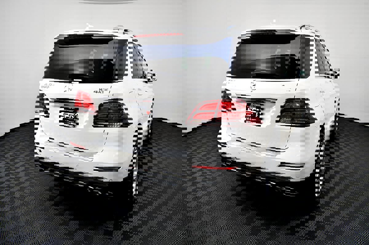 Used 2016 Mercedes-Benz GLE 300d 4MATIC image 8