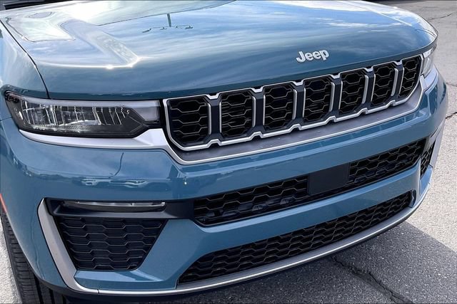 Used 2026 Jeep Grand Cherokee Limited AWD/4WD image 35