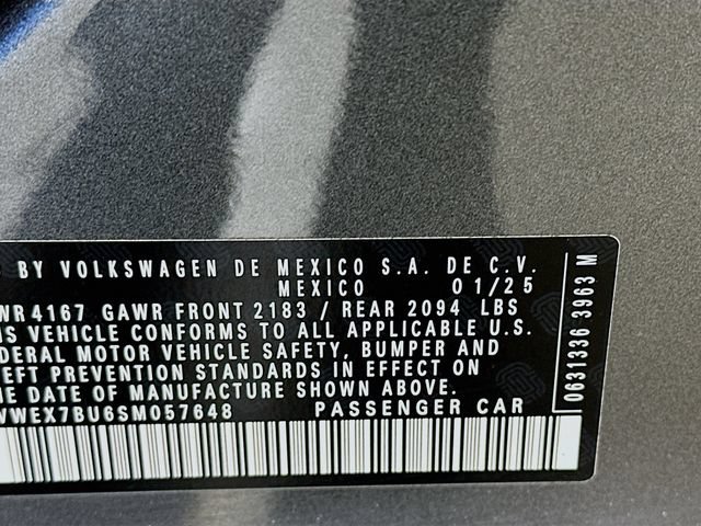 Used 2025 Volkswagen Jetta SE FWD image 33