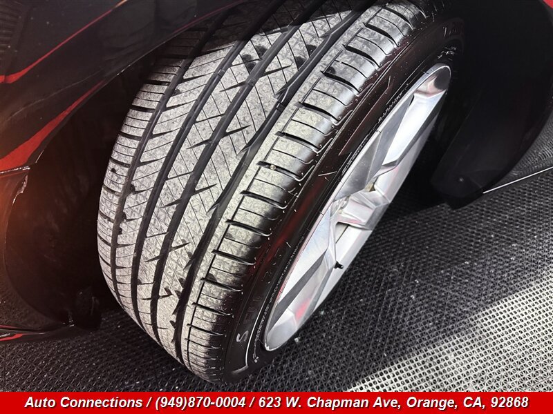 Used 2011 Chevrolet Camaro LT w/ LPO, Ground Effects Package RWD image 30