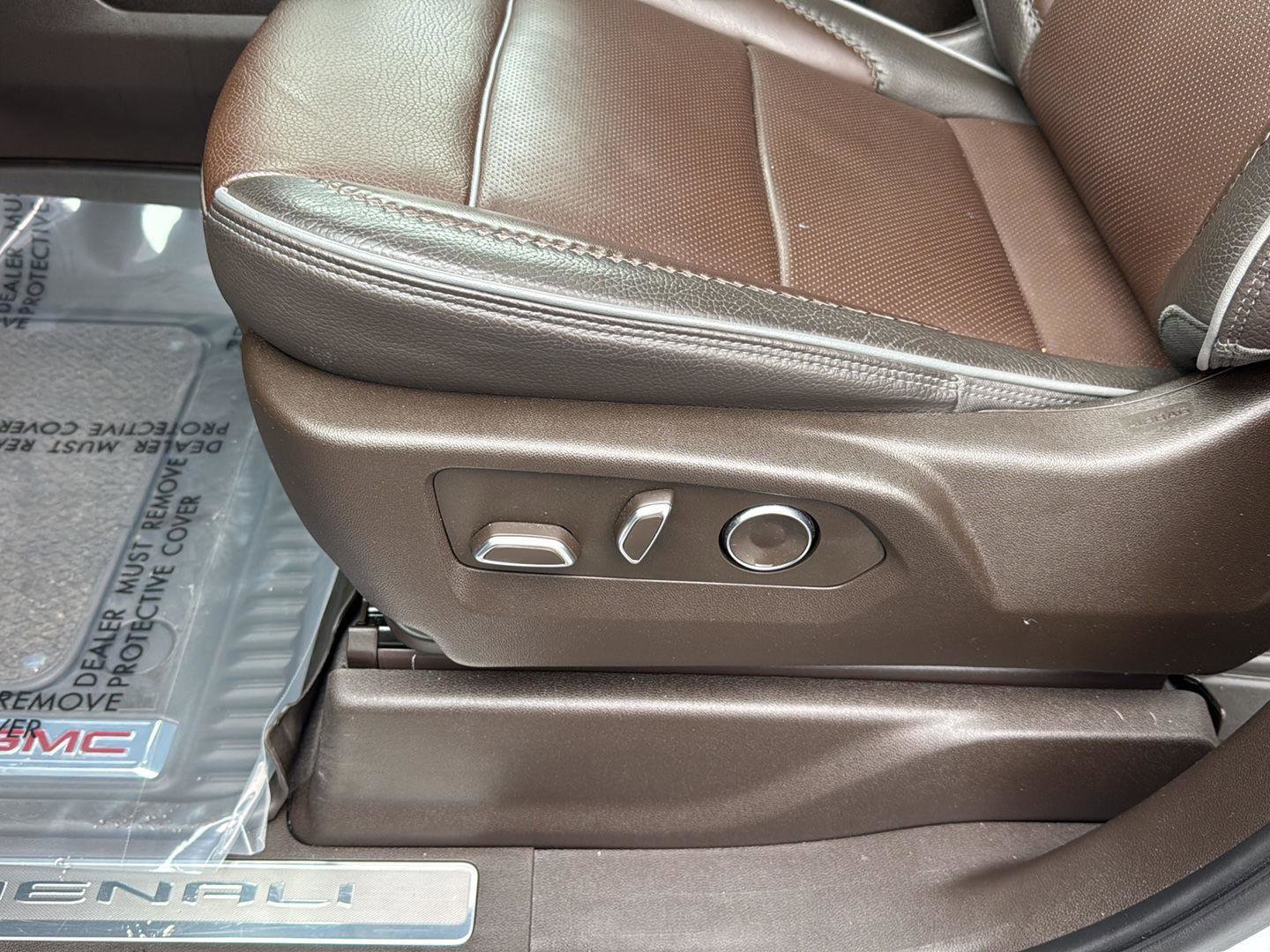 Certified 2024 GMC Sierra 1500 Denali w/ Denali Reserve Package image 29