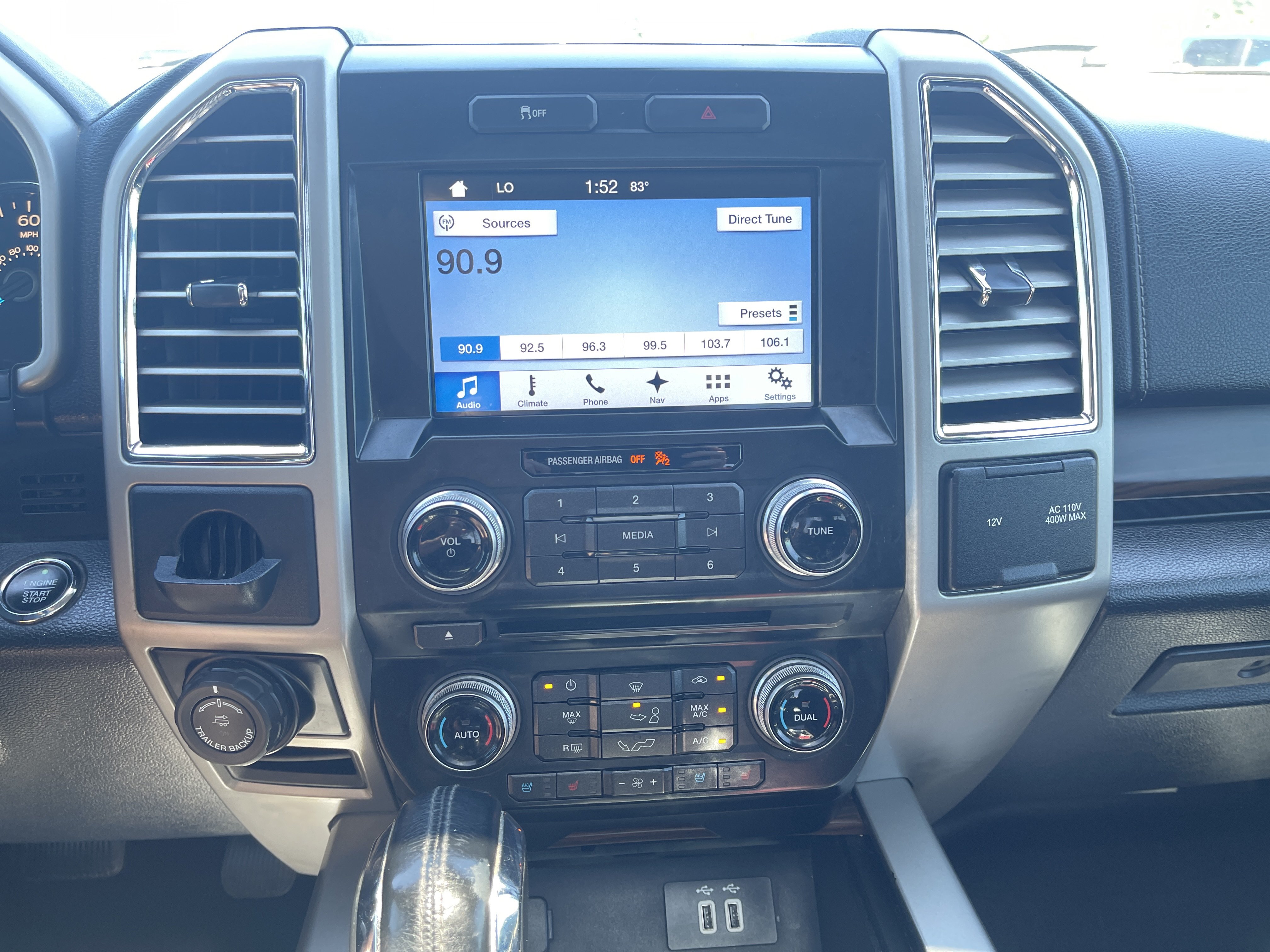 Used 2016 Ford F150 Lariat w/ Equipment Group 502A Luxury RWD image 25