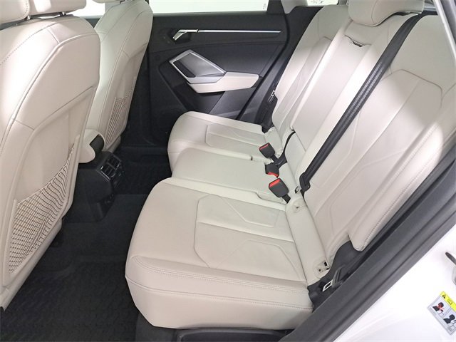 Used 2024 Audi Q3 2.0T Premium Plus image 11