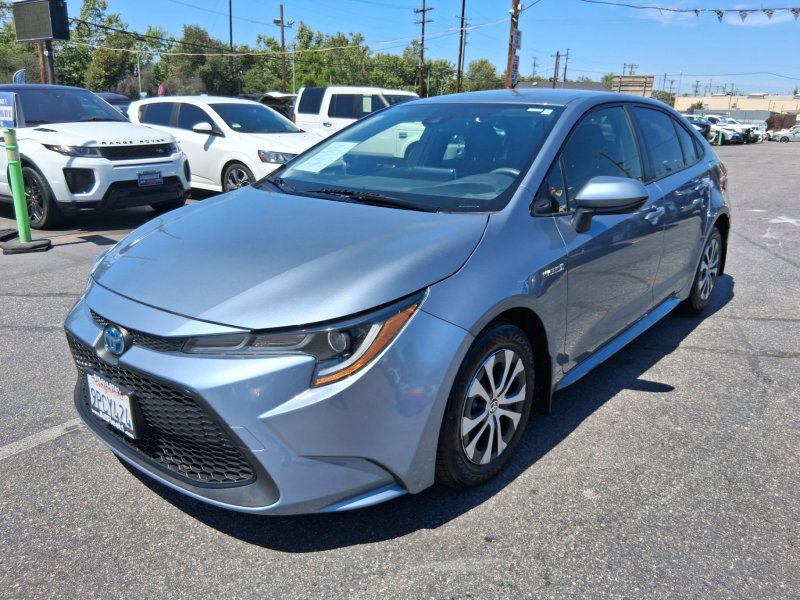 Used 2021 Toyota Corolla LE FWD image 3