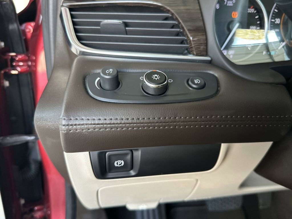 Used 2017 Buick LaCrosse Essence w/ Sights and Sounds Package image 20